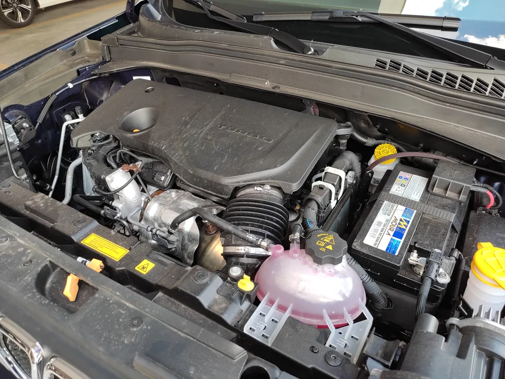 O motor 1.3 turbo deu outra vida ao Jeep Renegade (Imagem: Felipe Ribeiro/Canaltech)