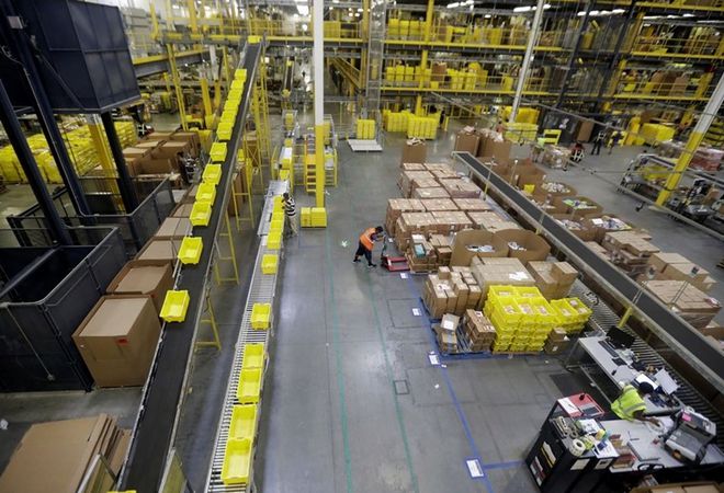 Armazém da Amazon: empresa passa por escrutínio de sindicatos e políticos dos EUA