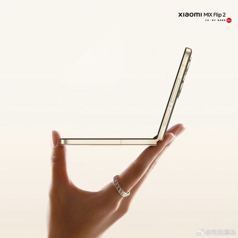 Xiaomi Mix Flip 2