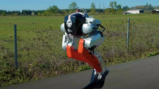 Robô-atleta aprende a correr sozinho e faz 5 km em menos de uma hora