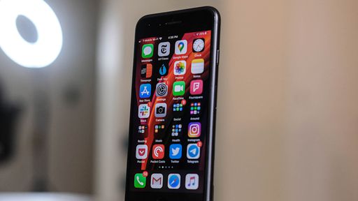 Apple pode retirar fones e carregador da caixa do iPhone SE (2020), indica rumor
