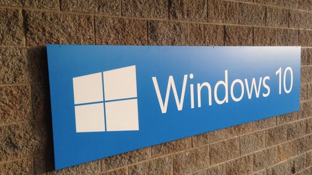 Versões touchscreen do Word, Excel e PowerPoint chegam ao Windows 10 Preview