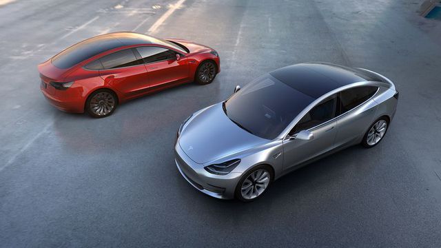 Elon Musk promete carros Tesla totalmente autônomos para o final de 2019