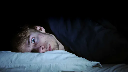 Quanto tempo o corpo aguenta ficar sem dormir? O que a privação do sono te faz?