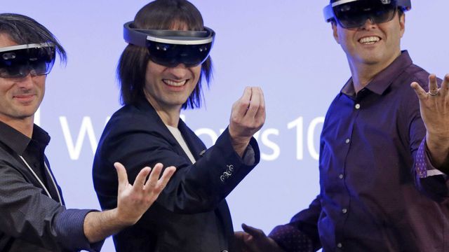 Vídeo mostra visão de quem está usando o HoloLens, da Microsoft