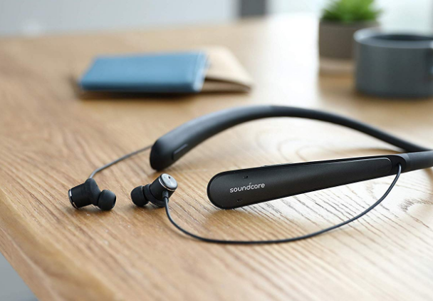 MWC 2019 | Anker apresenta novas caixa de som, fone de ouvido e carregador
