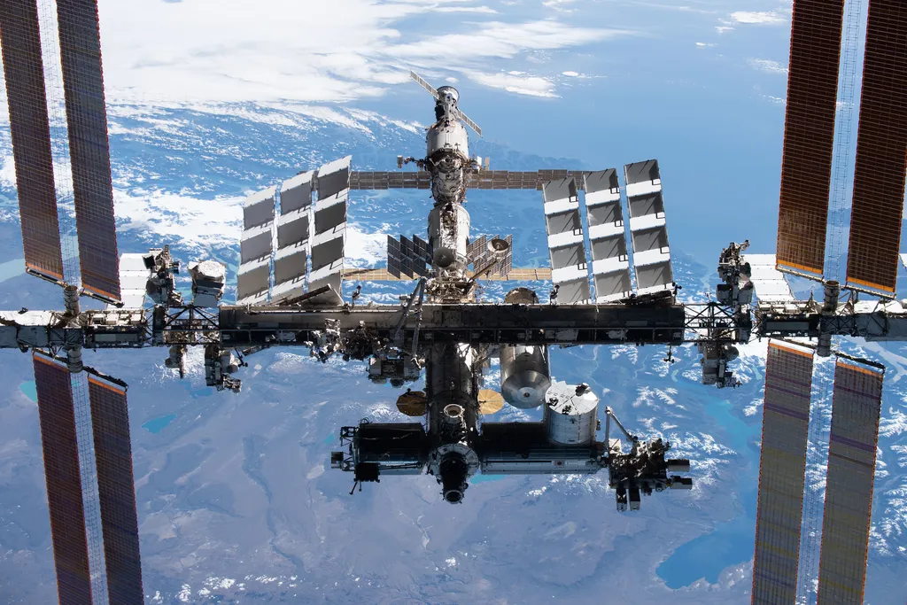 A Rússia conduzirá seus experimentos na ISS de maneira independente (Imagem: Reprodução/NASA)