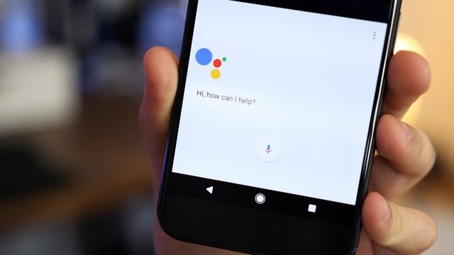 Novo design do Google Assistente terá integração entre toque e voz