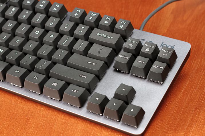 Teclado KK835 TKL design