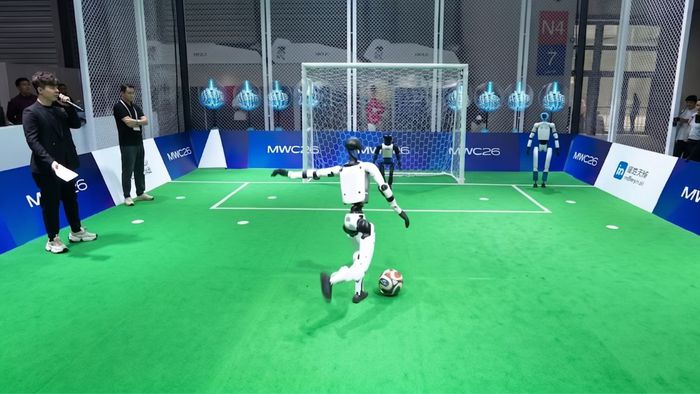 Robô bate pênaltis melhor que Messi e vence campeonato na China
