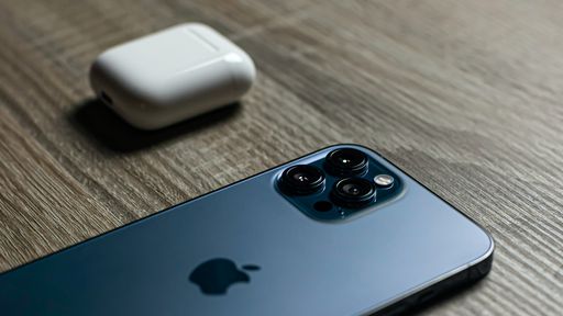 Como usar os AirPods em outro iPhone ou iPad