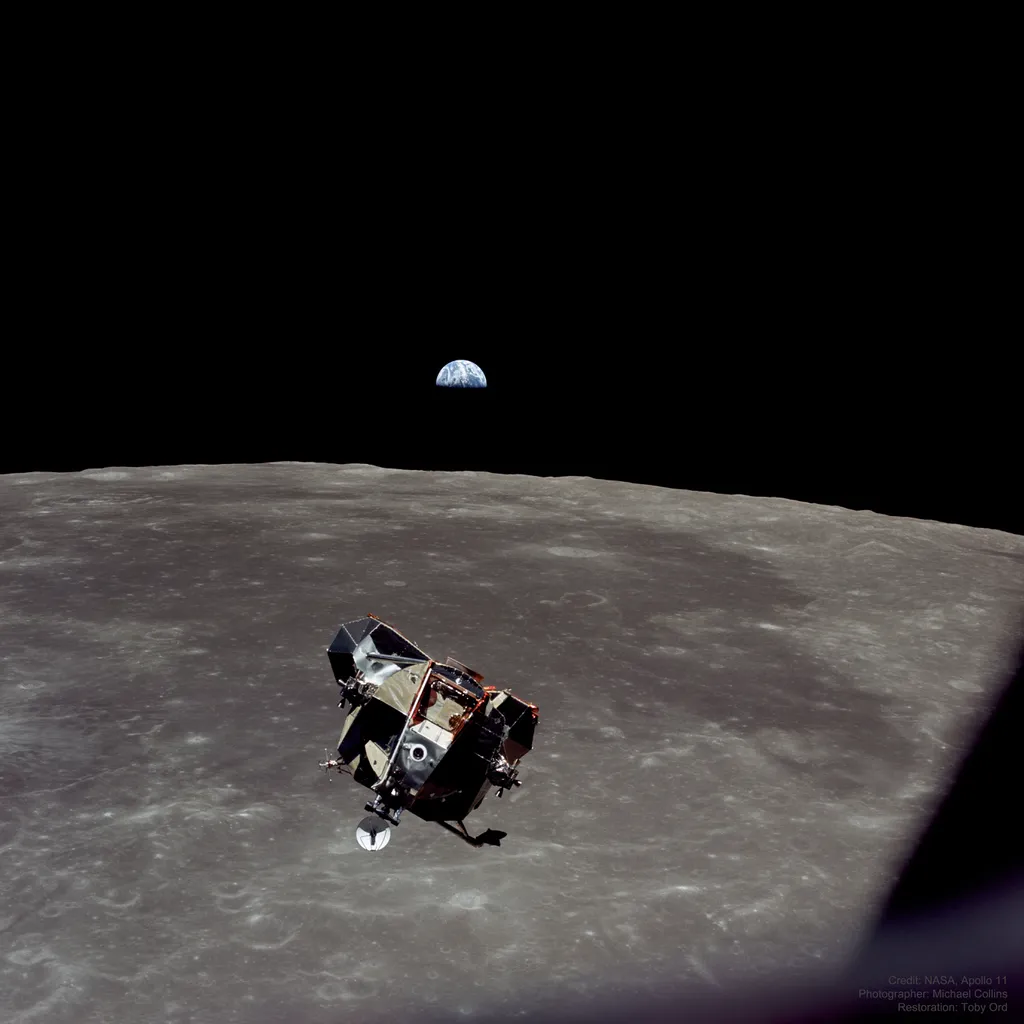 A superfície da Lua é coberta por uma fina camada de poeira, chamada regolito lunar (Imagem: Reprodução/NASA/Apollo 11/Toby Ord)