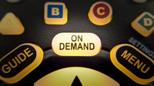 Três aplicativos de streaming com canais ao vivo para você aposentar a TV a cabo