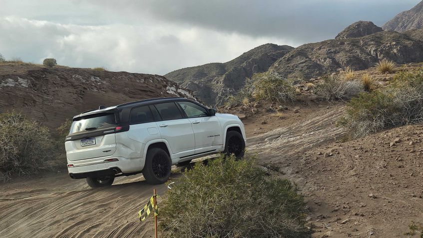 Jeep Commander 2026 (Lançamento e Preview)