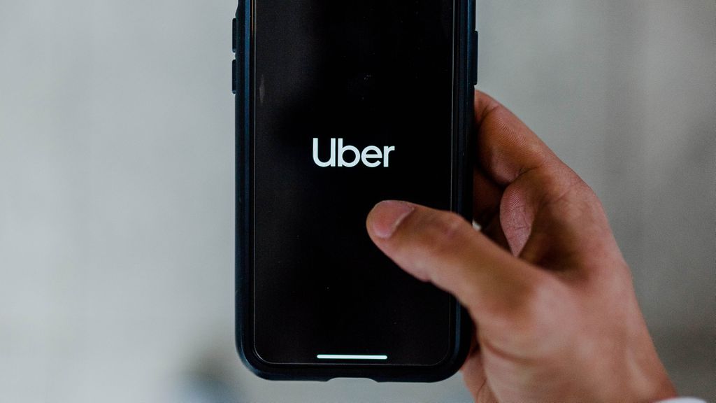 Uber divulga o aumento da solicitação de dados de usuários na América do norte Caption