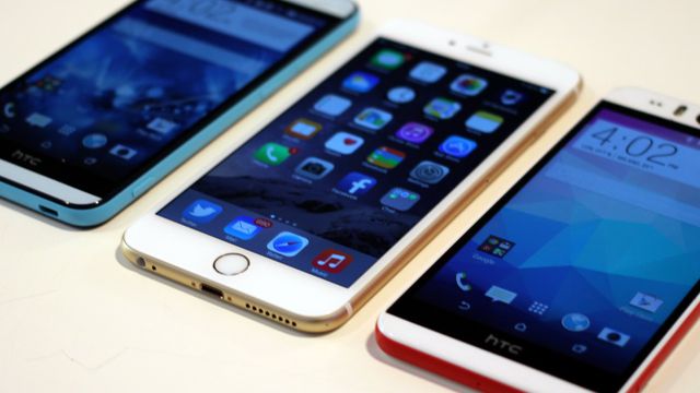 HTC e Motorola também se pronunciam e negam reduzir desempenho de seus celulares