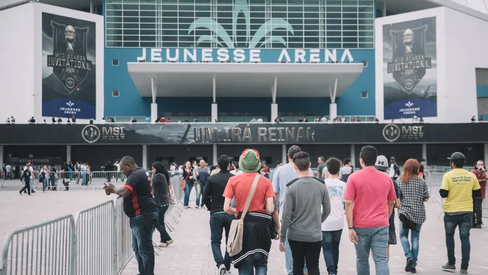 É cada vez mais difícil comparecer a eventos de eSports no Brasil