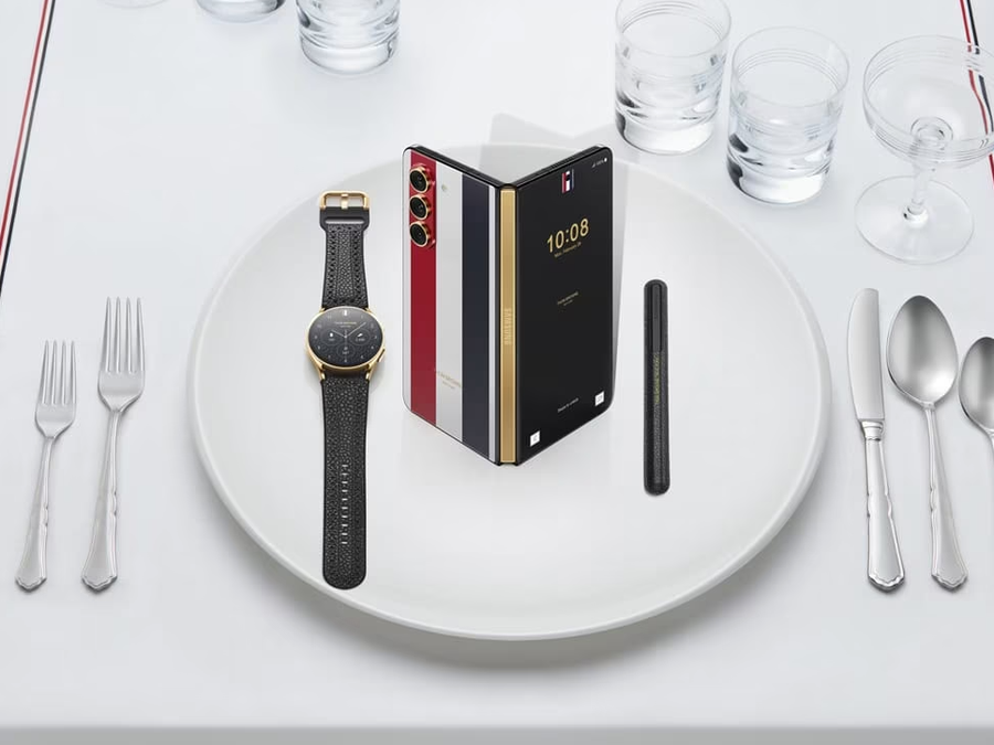 Galaxy Z Fold 5 ganha edição Thom Browne com visual sofisticado