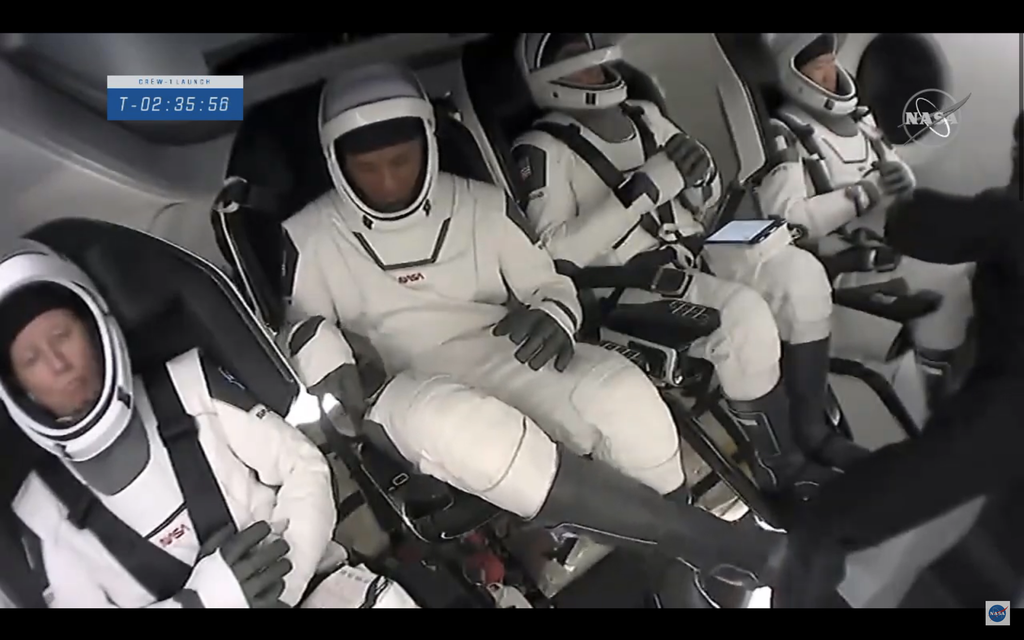 Crew-1: NASA e SpaceX lançam 4 astronautas à ISS com sucesso neste domingo (15)