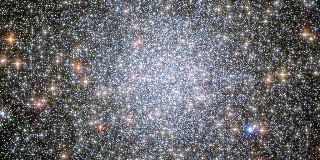 Aglomerado estelar 47 Tucanae, formado por 200 mil estrelas (Imagem: Reprodução/NASA, ESA, and the Hubble Heritage (STScI/AURA)-ESA/Hubble)