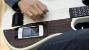 Dock para iPhone te ensina a tocar guitarra