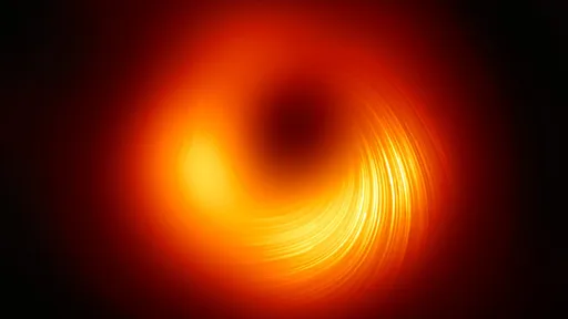 Novas imagens impressionantes do buraco negro supermassivo M87* são reveladas