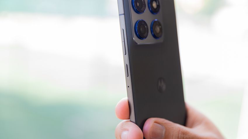 Motorola Edge 70