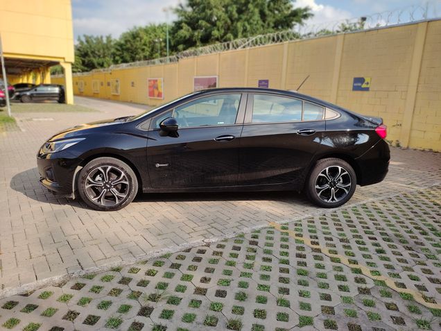 Chevrolet Cruze Midnight