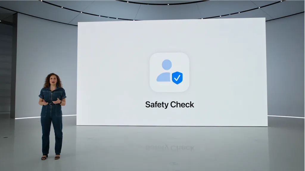 Com o Safety Check, uma pessoa vítima de violência ou abuso pode restringir o acesso de terceiros às suas informações (Imagem: Reprodução/Apple)