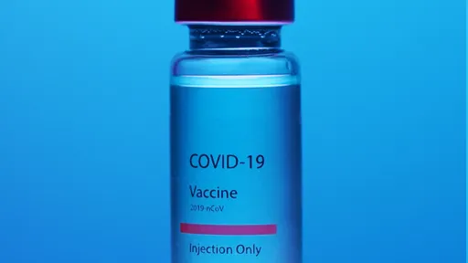 Por que algumas vacinas da COVID-19 podem causar trombose?