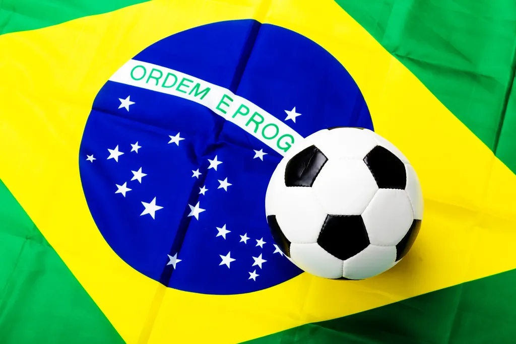 Seleção Brasileira tentará a conquista do hexa na Copa do Catar. Você aposta que ela ganha? (Imagem: Leung Chopan/Envato/CC)