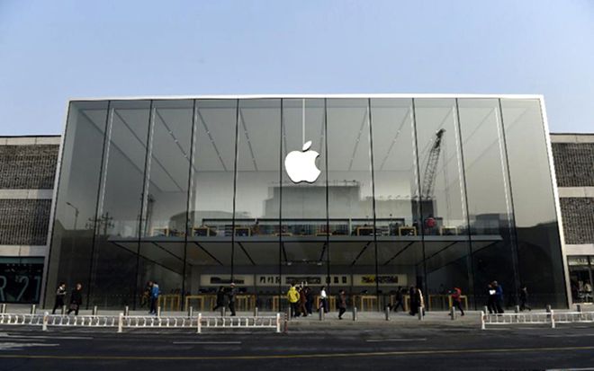 Coronavírus | Apple diminui viagens à China e fecha lojas no país