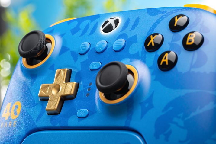 8BitDo Ultimate 3-mode - Rare 40th Anniversary Edition