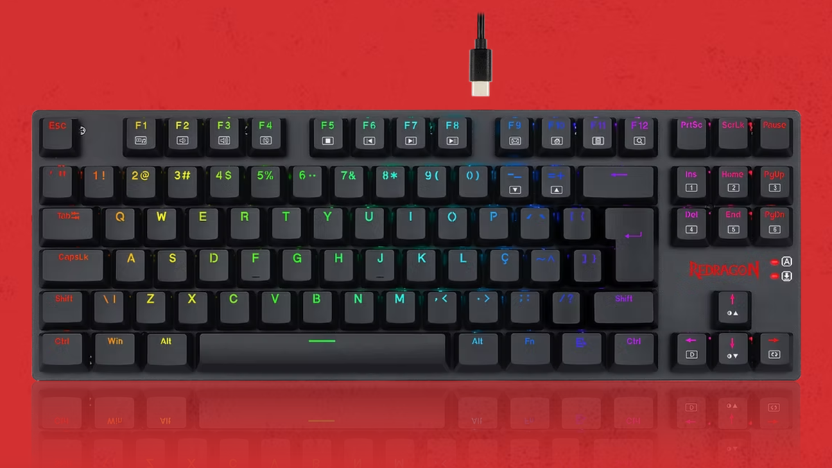 Teclado mecânico gamer Redragon saindo baratinho no Outlet do KaBuM!