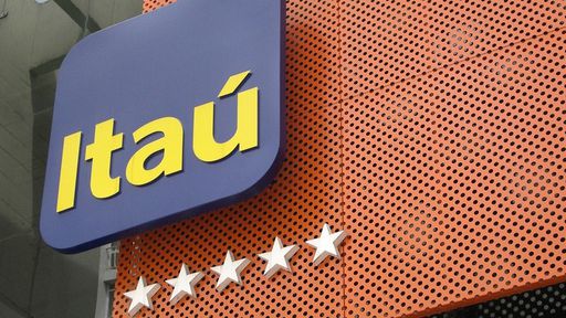 Itaú inaugura primeira agência física conectada ao 5G em parceria com a Vivo