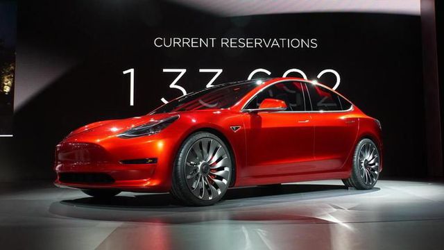 Tesla revela que teve seu primeiro trimestre lucrativo desde 2016