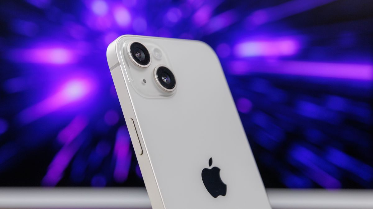 iPhone 14 de 256 GB aparece em oferta com valor parcelado; veja o desconto