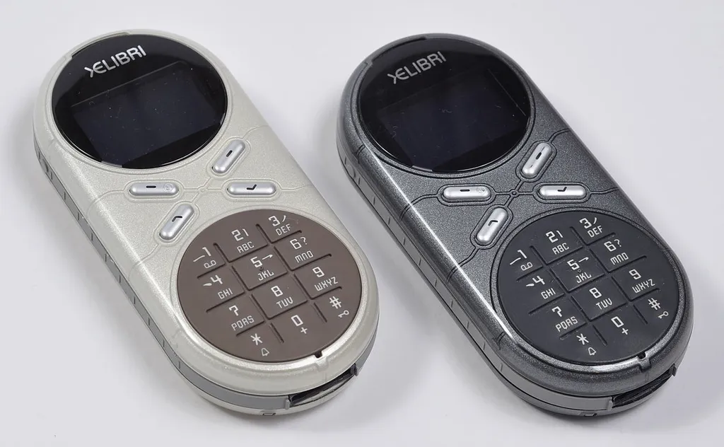 5 celulares com formato bem inusitados