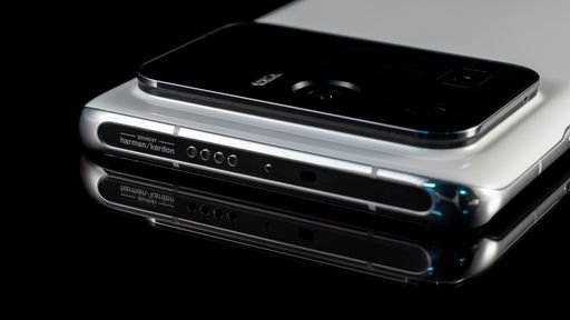 Xiaomi 12 Ultra deve trazer melhorias na câmera de zoom e biometria ultrassônica