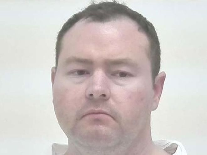 John Macindoe, o invasor, foi preso por tentativa de estupro após mulher conseguir chamar as autoridades com um Apple Watch (Imagem: Reprodução/The Calgary Herald)