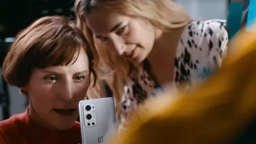 OnePlus 9 e 9 Pro têm cores divulgadas em vazamento; empresa confirma duas delas