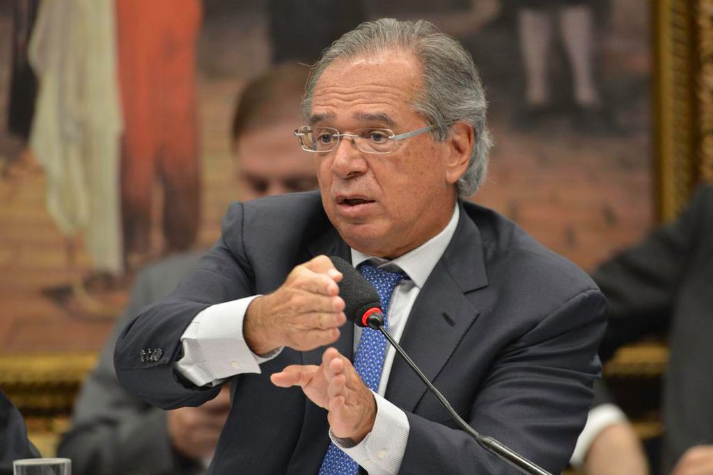 Paulo Guedes é a favor da privatização dos Correios
