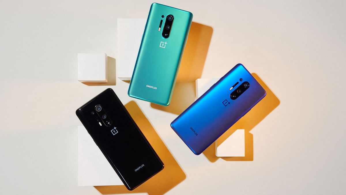 Resistência do OnePlus 8 Pro é colocada à prova em teste; confira