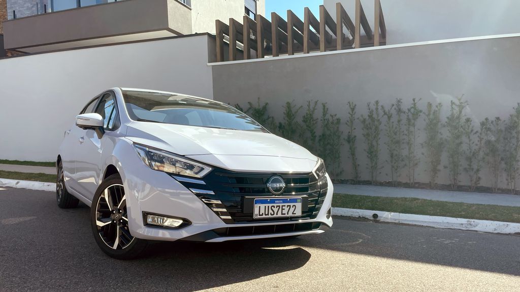 Nissan Versa vai mudar tudo e geração atual está com descontão
