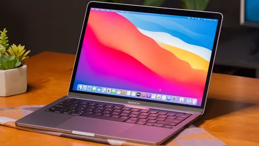 MacBook Pro de 2022 deve ter tela com tecnologia OLED feita pela Samsung