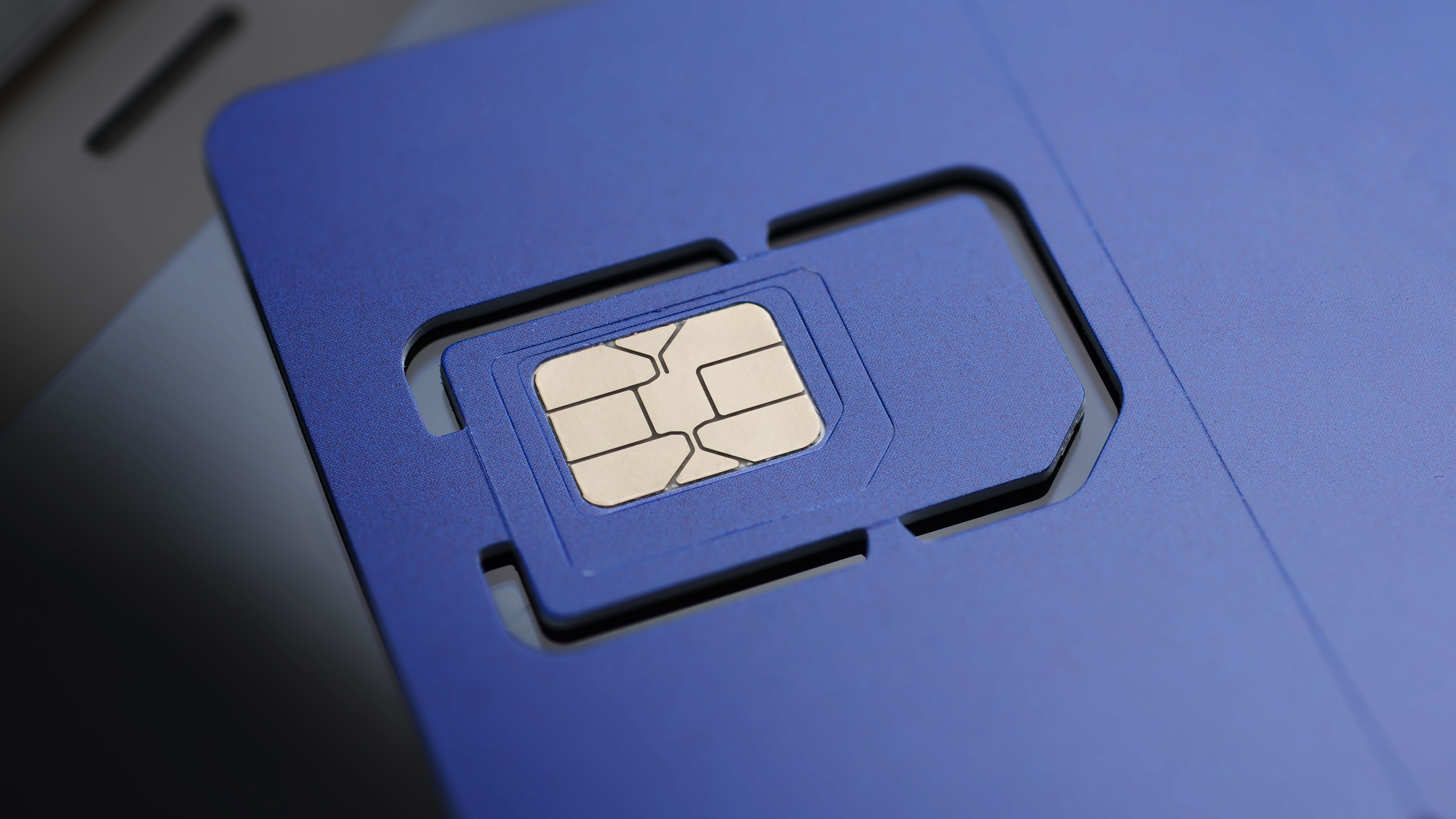 Перевыпустить симку. Сим карта 5g. SIM Card 5g logo. Симка для телефона. 5g с галочкой сим карта.