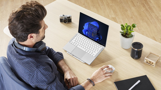 Razer Book ultra portátil e novo Blade 15 são anunciados com design premium