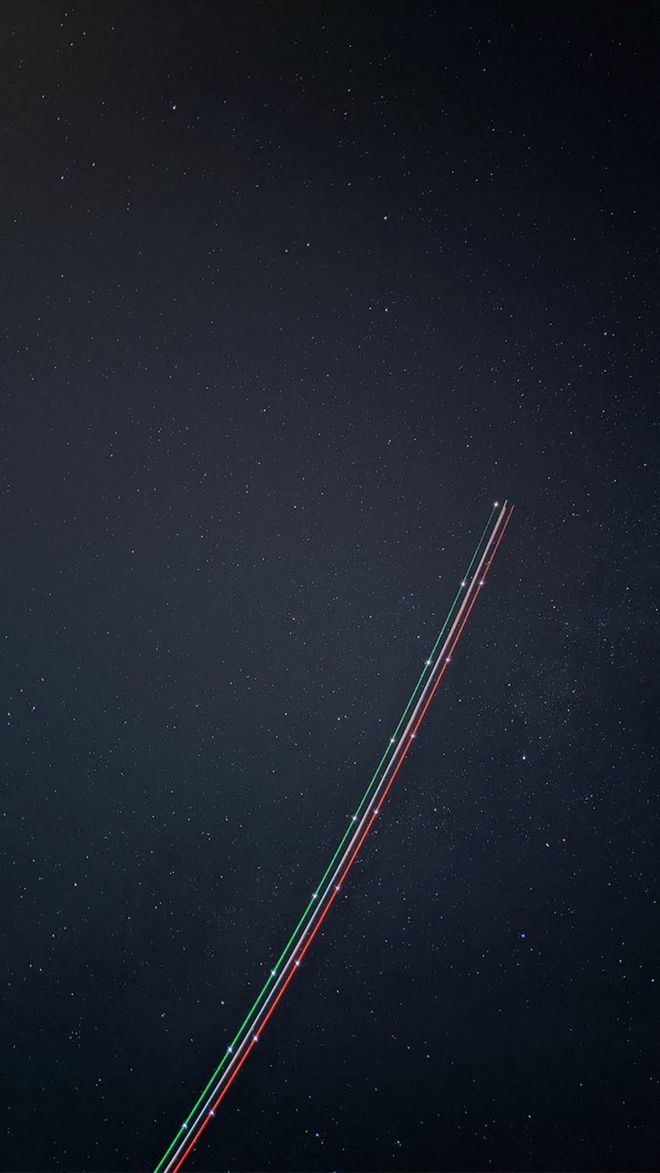 Modo de astrofotografia do Pixel 4 também registra rastros de luzes em movimento