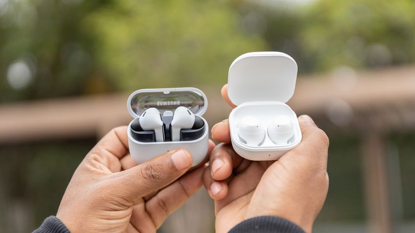 COMP - Galaxy Buds 3 FE x Buds Core: qual fone sem fio da Samsung você deve comprar? COMP - Galaxy Buds 3 FE x Buds Core: qual fone sem fio da Samsung você deve comprar?