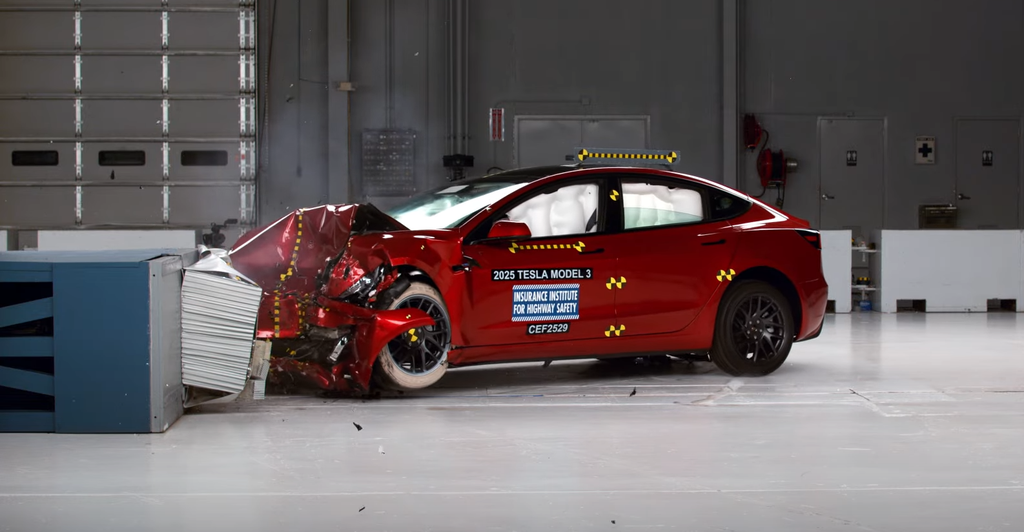 Crash test Model 3